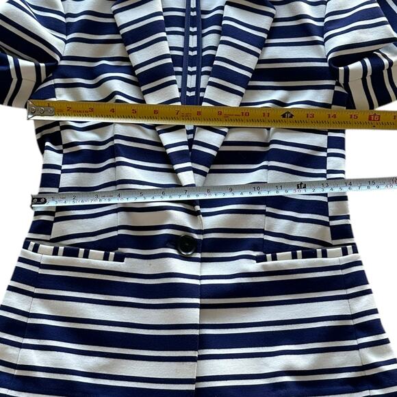 Womens Blazer Size XS Navy White Stripe Structured Professional Office Americana - Picture 3 of 10